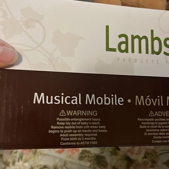 Lambs and ivy musical mobile - Picture 4 of 7